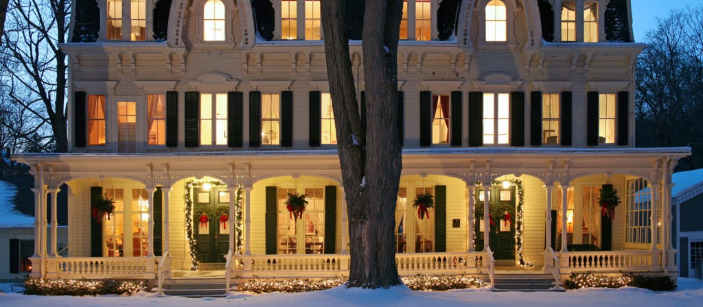 image of inn at cooperstown in the winter
